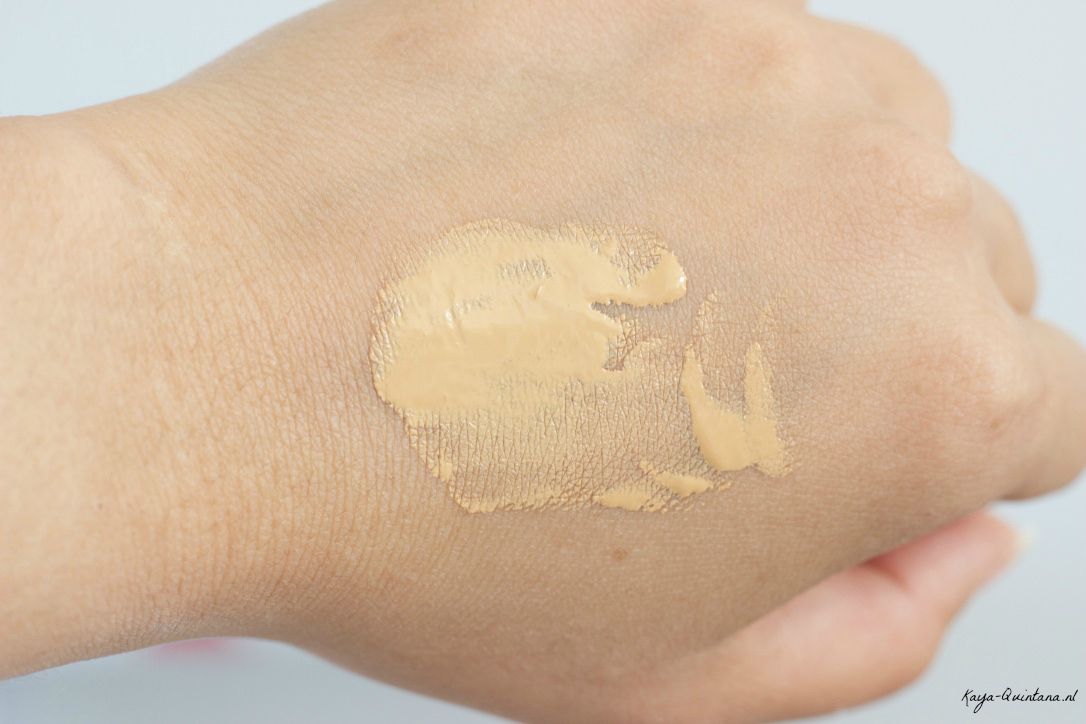 Estee Lauder Double wear foundation review KayaQuintana